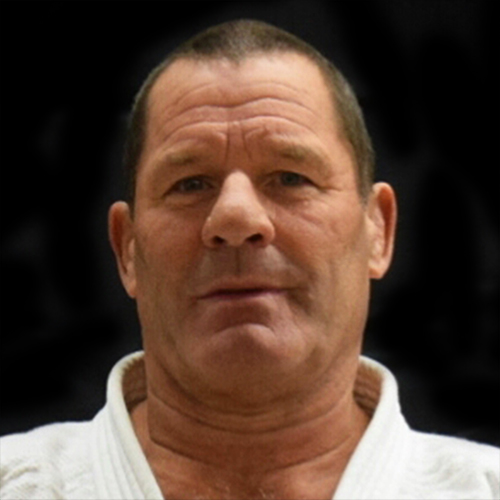 Sensei John Bakker 6e Dan judo en een begrip in de judo wereld. Verantwoordelijk voor alle judoka’s binnen Rebelsport en de grondlegger van ons technisch niveau.